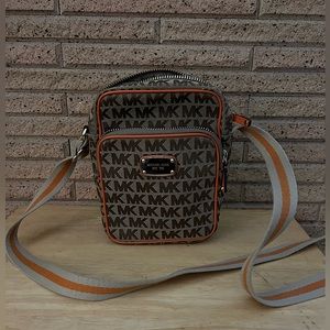 Michael Kors cross body